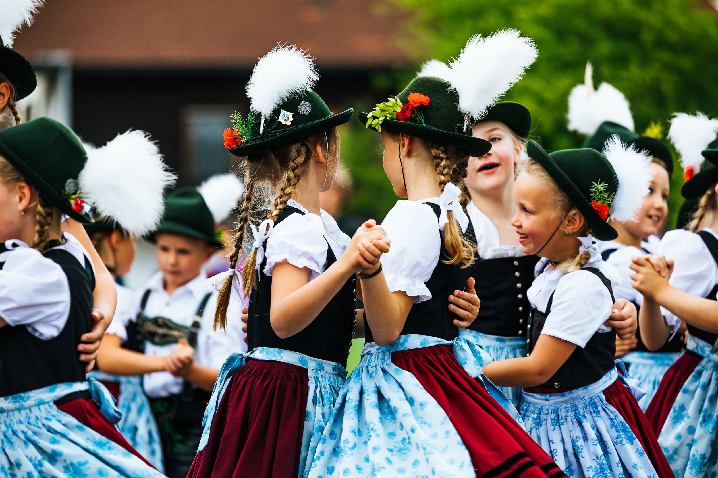 Kindertanz bei der Pfingstroas in Inzell